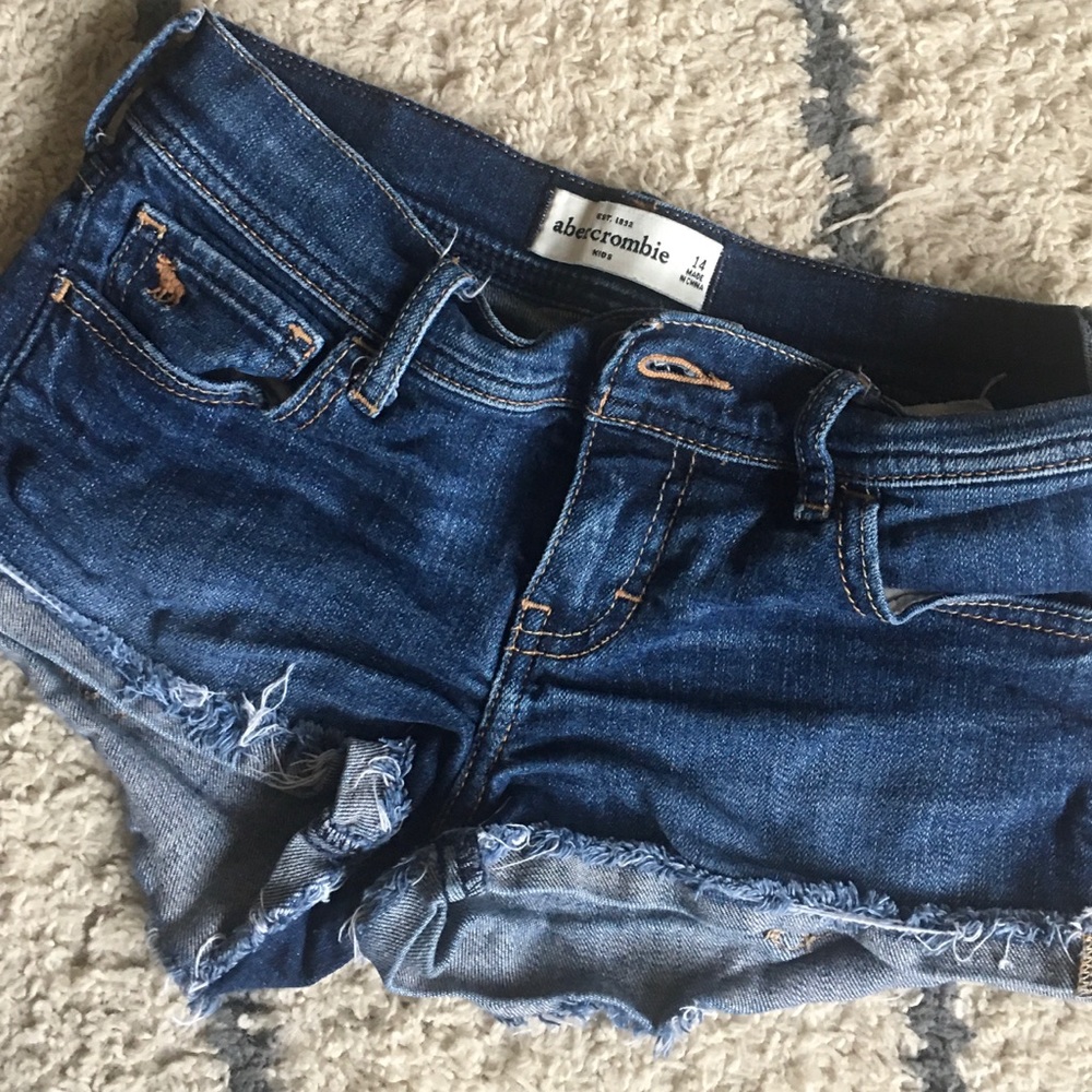 Abercrombie shorts size 14